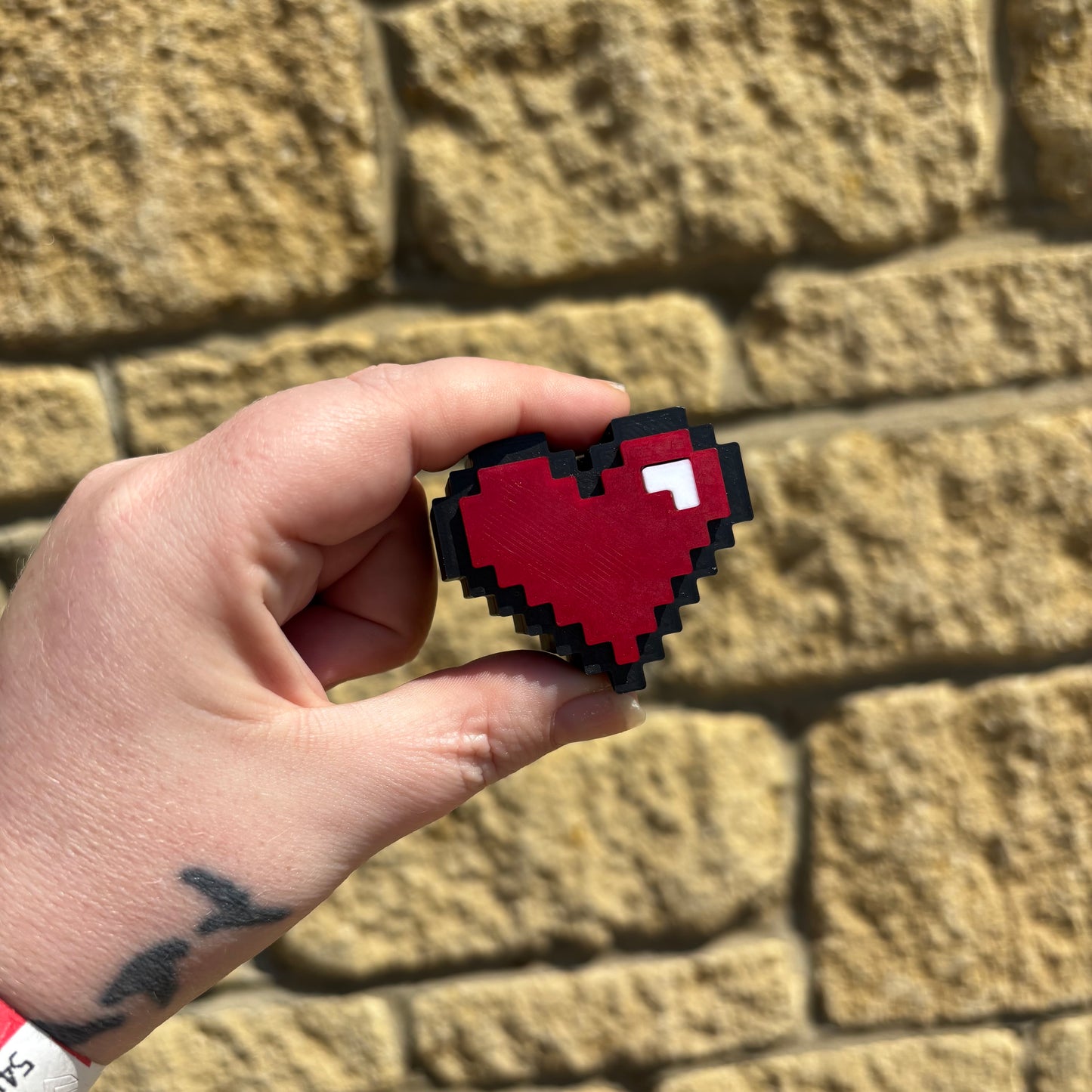 Pixel heart straw topper