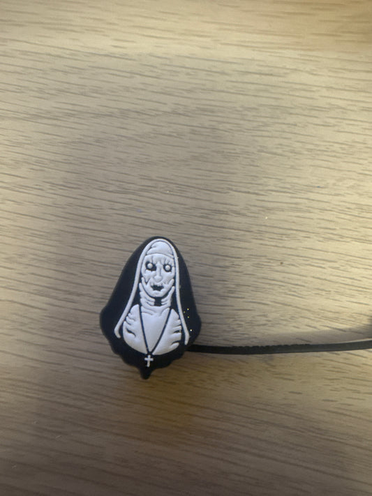 nun straw topper